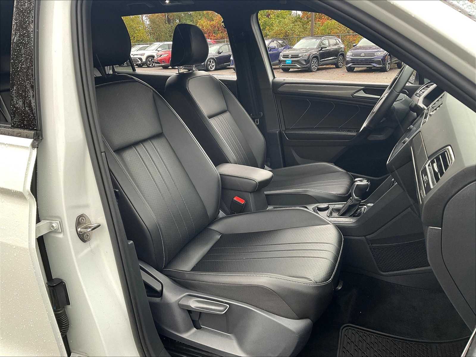 2022 Volkswagen Tiguan SE R-Line Black - Photo 11