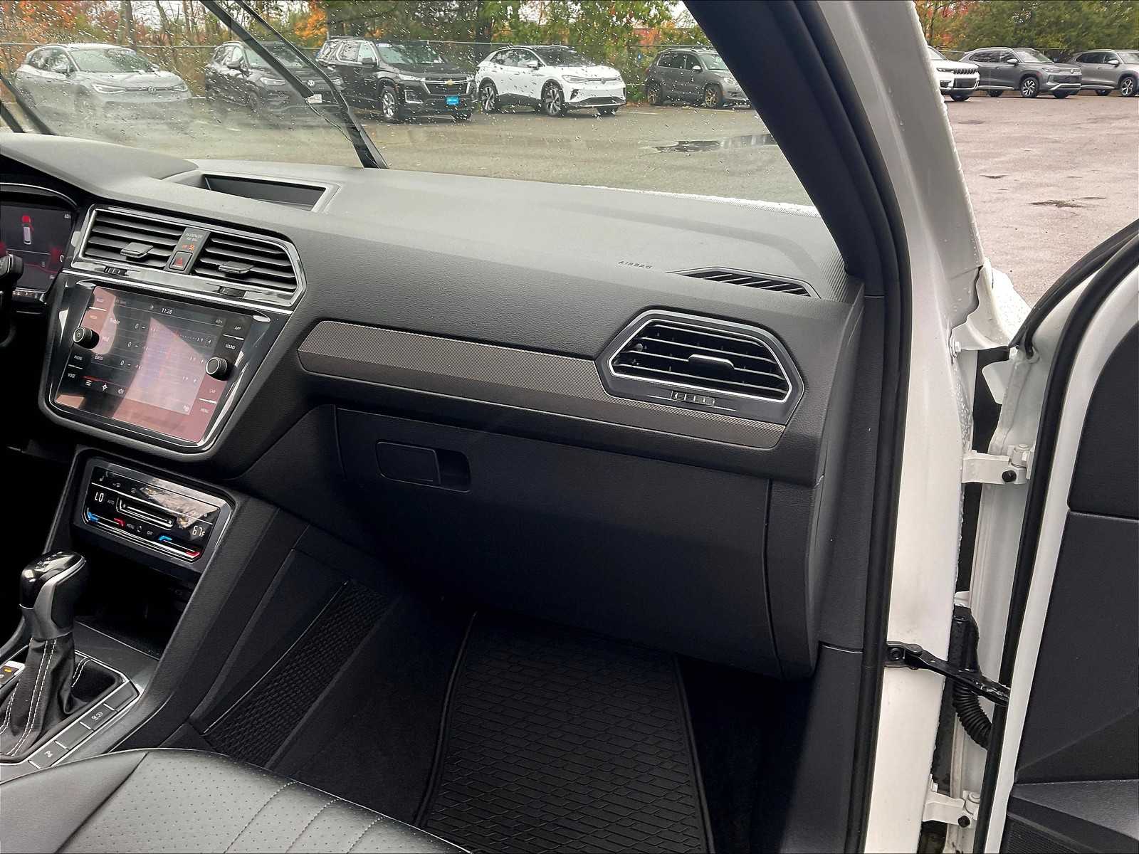 2022 Volkswagen Tiguan SE R-Line Black - Photo 13