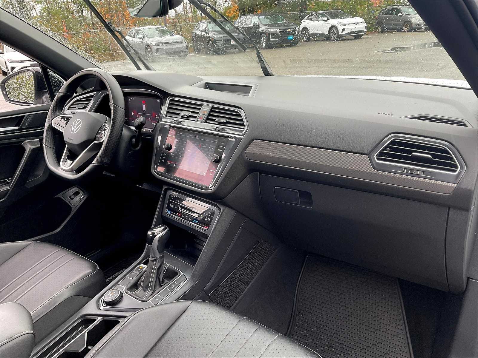 2022 Volkswagen Tiguan SE R-Line Black - Photo 14