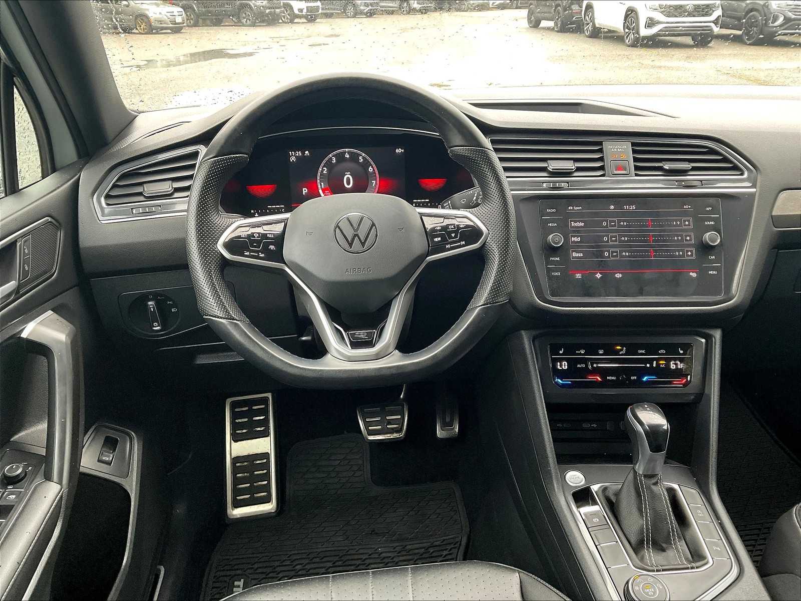 2022 Volkswagen Tiguan SE R-Line Black - Photo 17