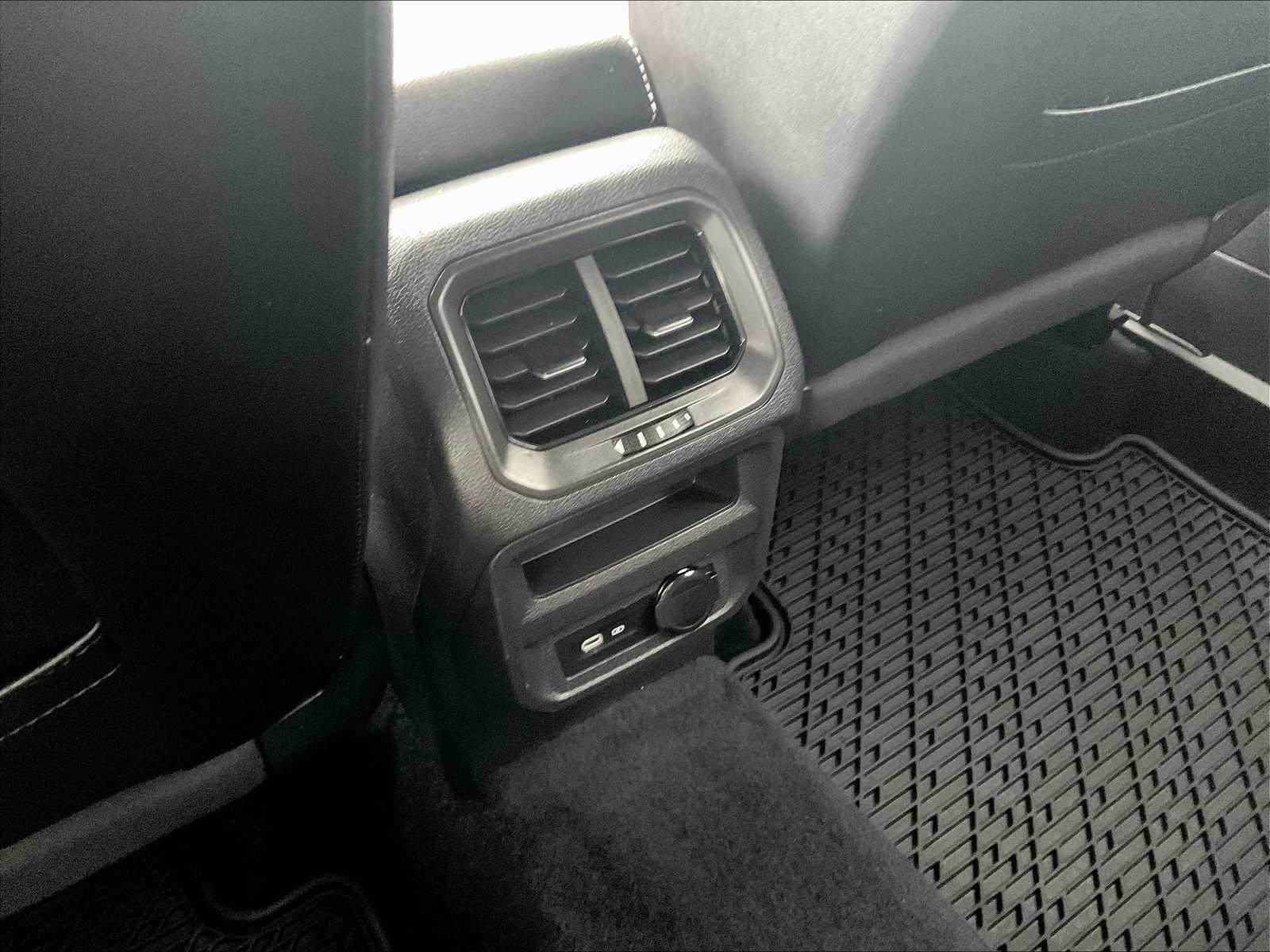 2022 Volkswagen Tiguan SE R-Line Black - Photo 26