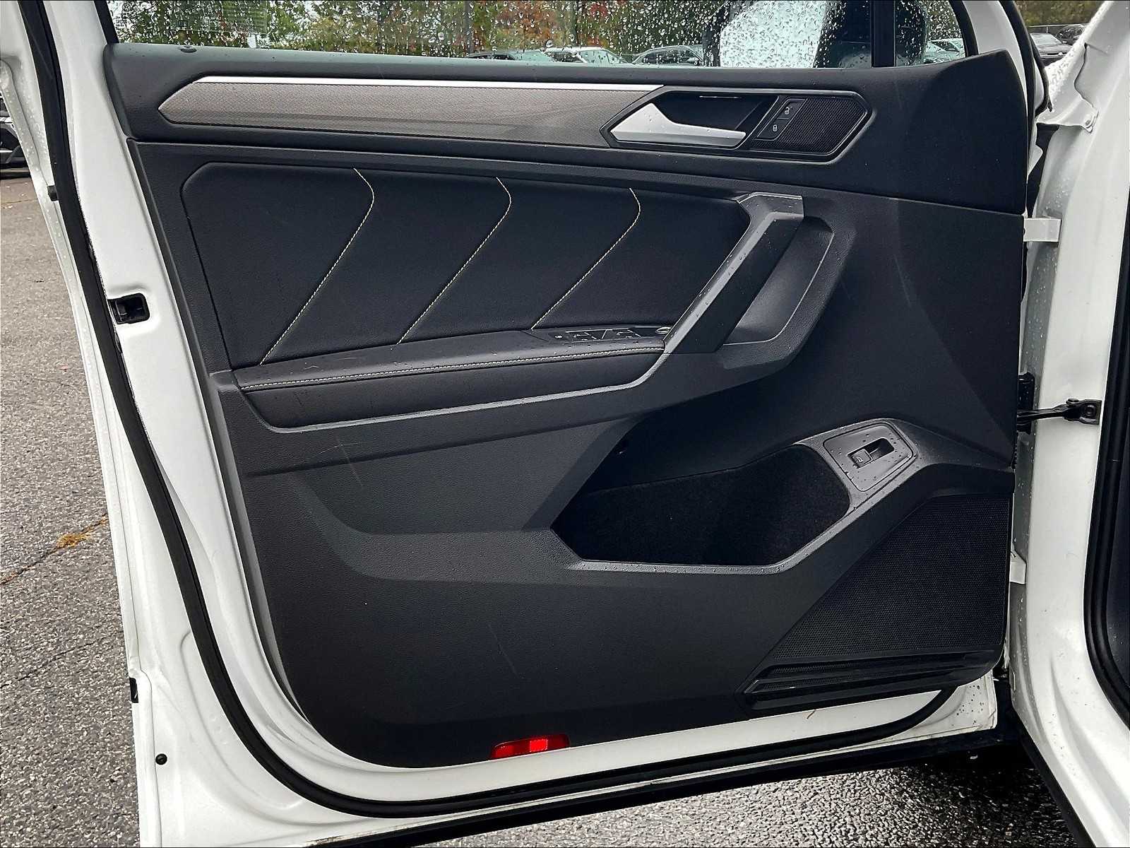 2022 Volkswagen Tiguan SE R-Line Black - Photo 9