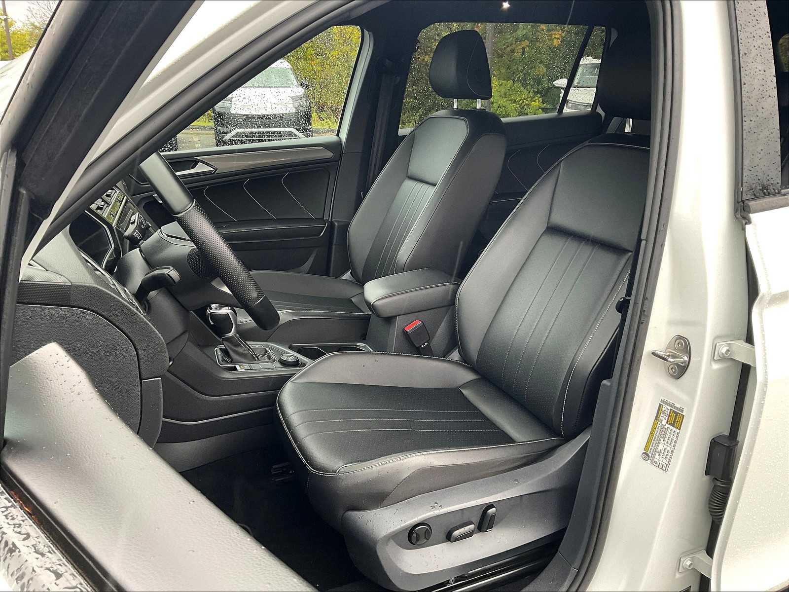 2022 Volkswagen Tiguan SE R-Line Black - Photo 10