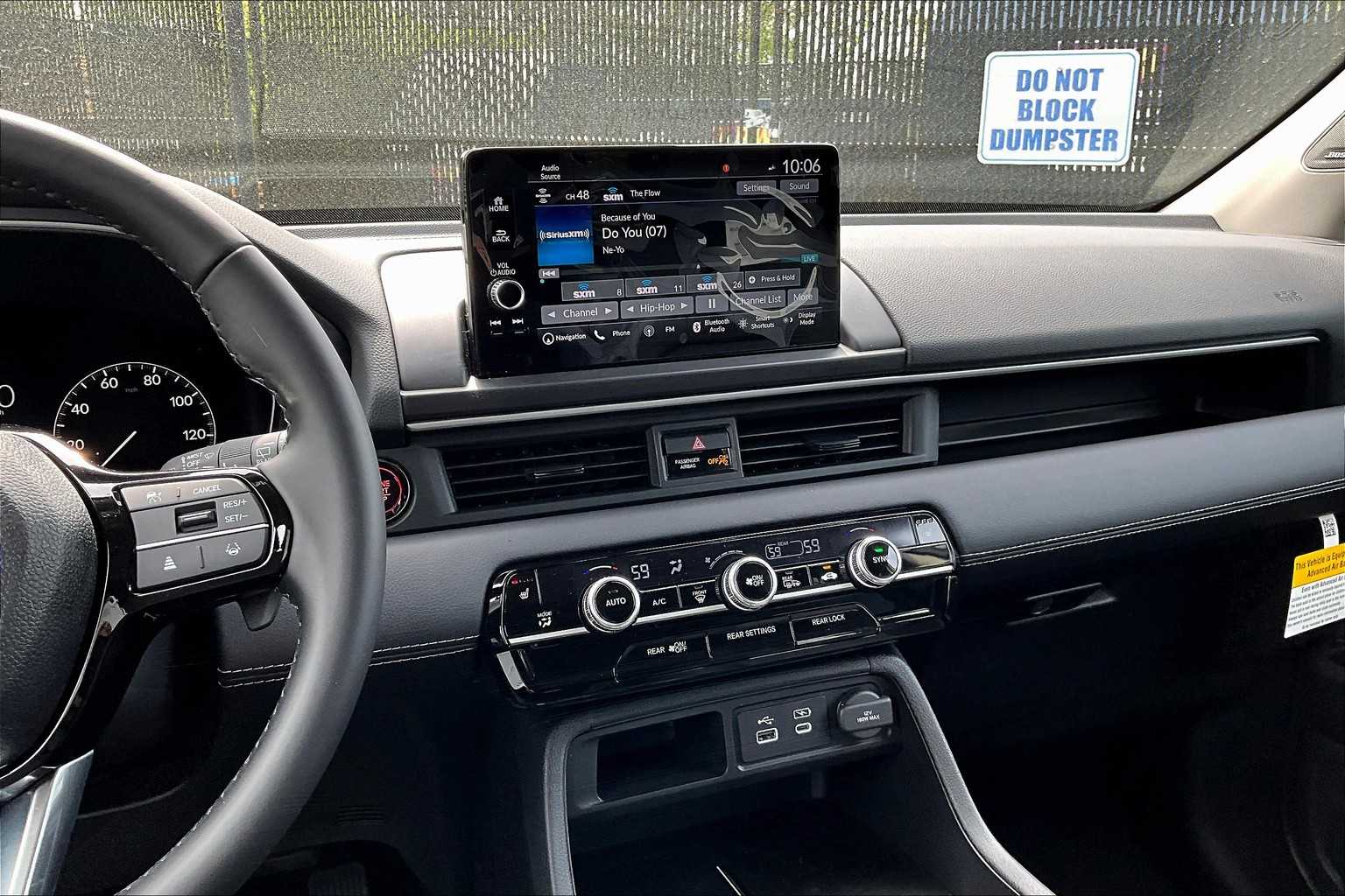 2025 Honda Pilot Touring - Photo 13