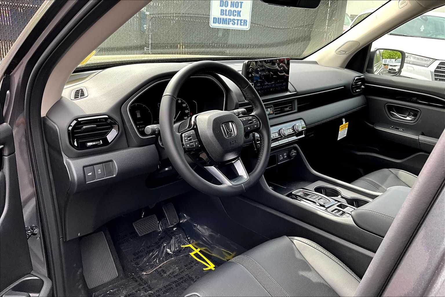 2025 Honda Pilot Touring - Photo 9