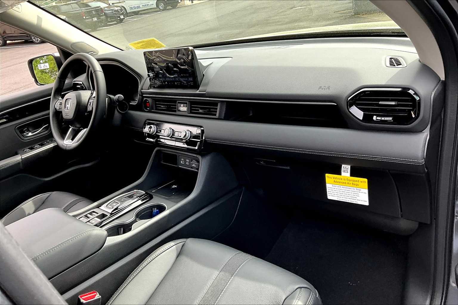 2025 Honda Pilot Touring - Photo 10