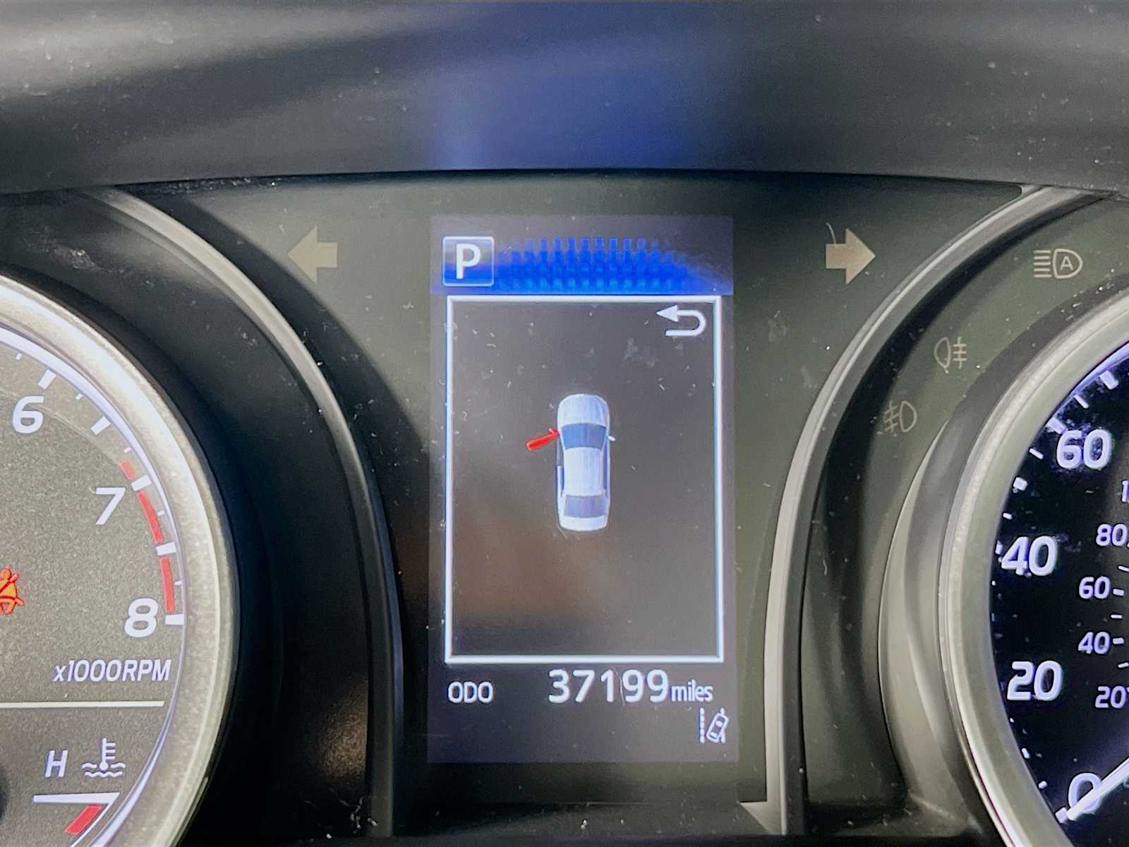 2022 Toyota Camry LE - Photo 12