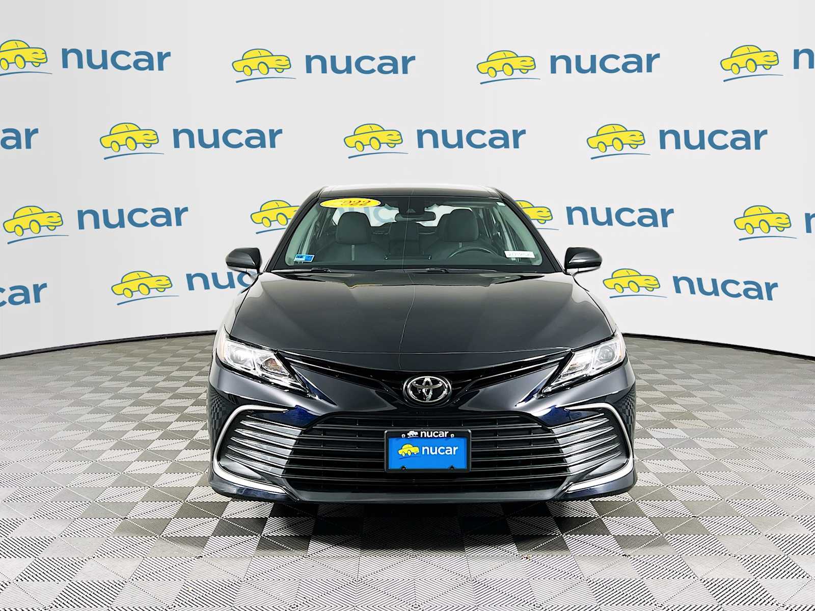2022 Toyota Camry LE - Photo 2