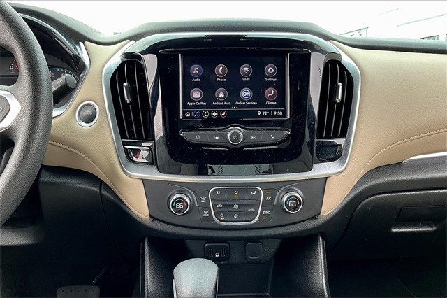 2022 Chevrolet Traverse LS - Photo 18