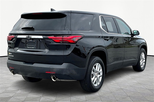 2022 Chevrolet Traverse LS - Photo 6