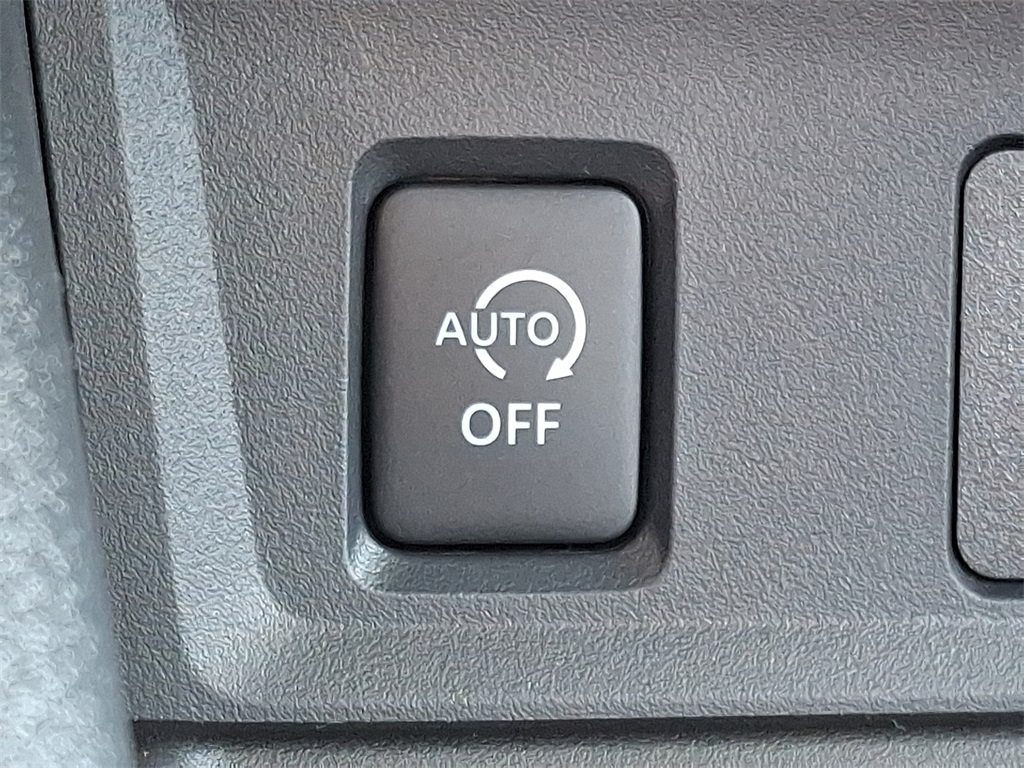 2025 Nissan Sentra S - Photo 16