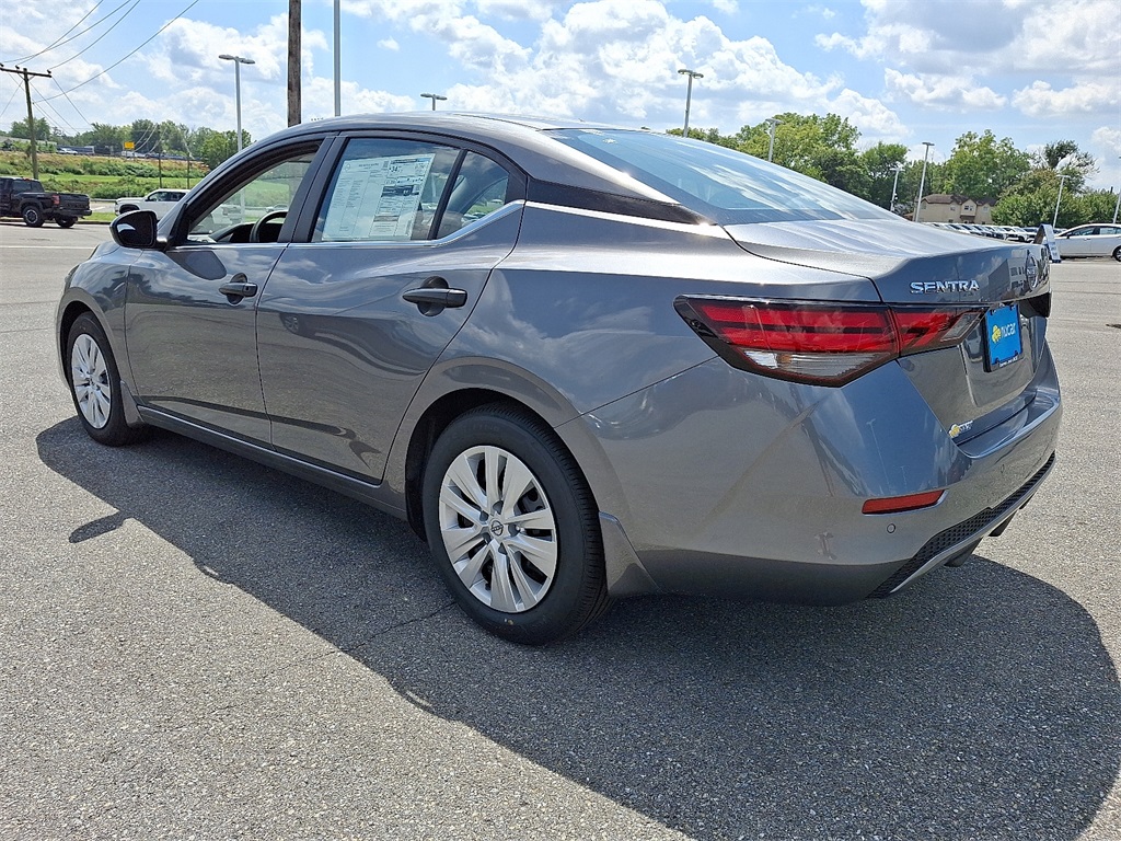 2025 Nissan Sentra S - Photo 3