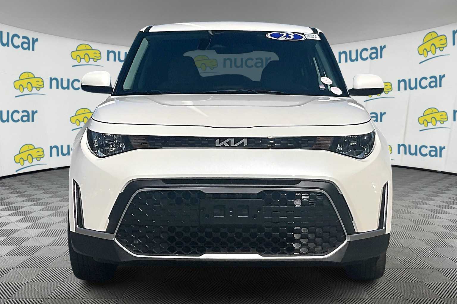 2023 Kia Soul LX - Photo 2