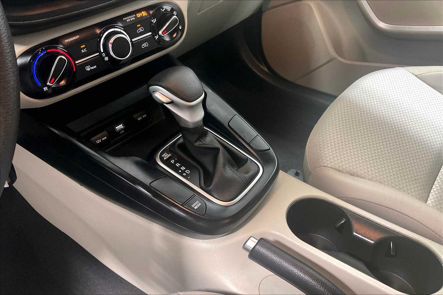 2023 Kia Soul LX - Photo 21