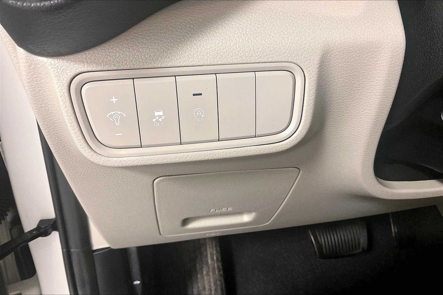2023 Kia Soul LX - Photo 26