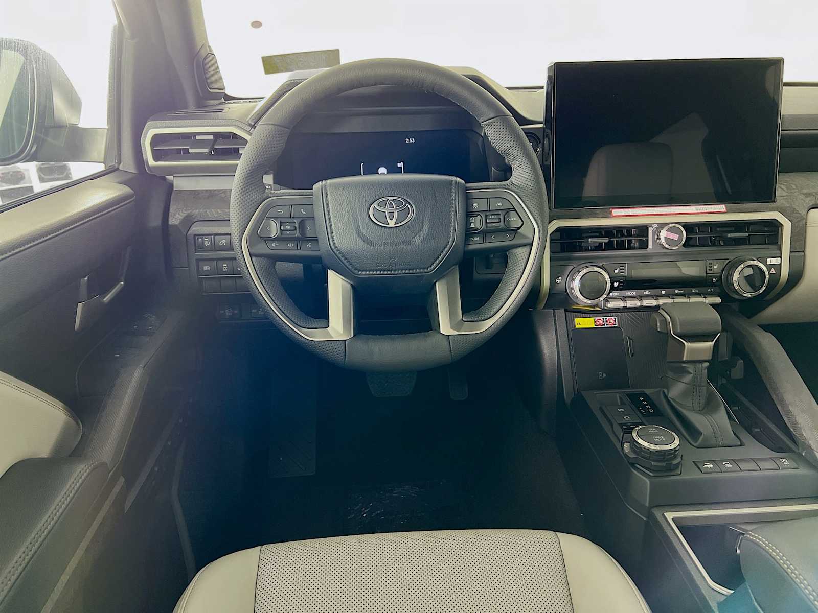 2025 Toyota Tacoma Limited - Photo 14