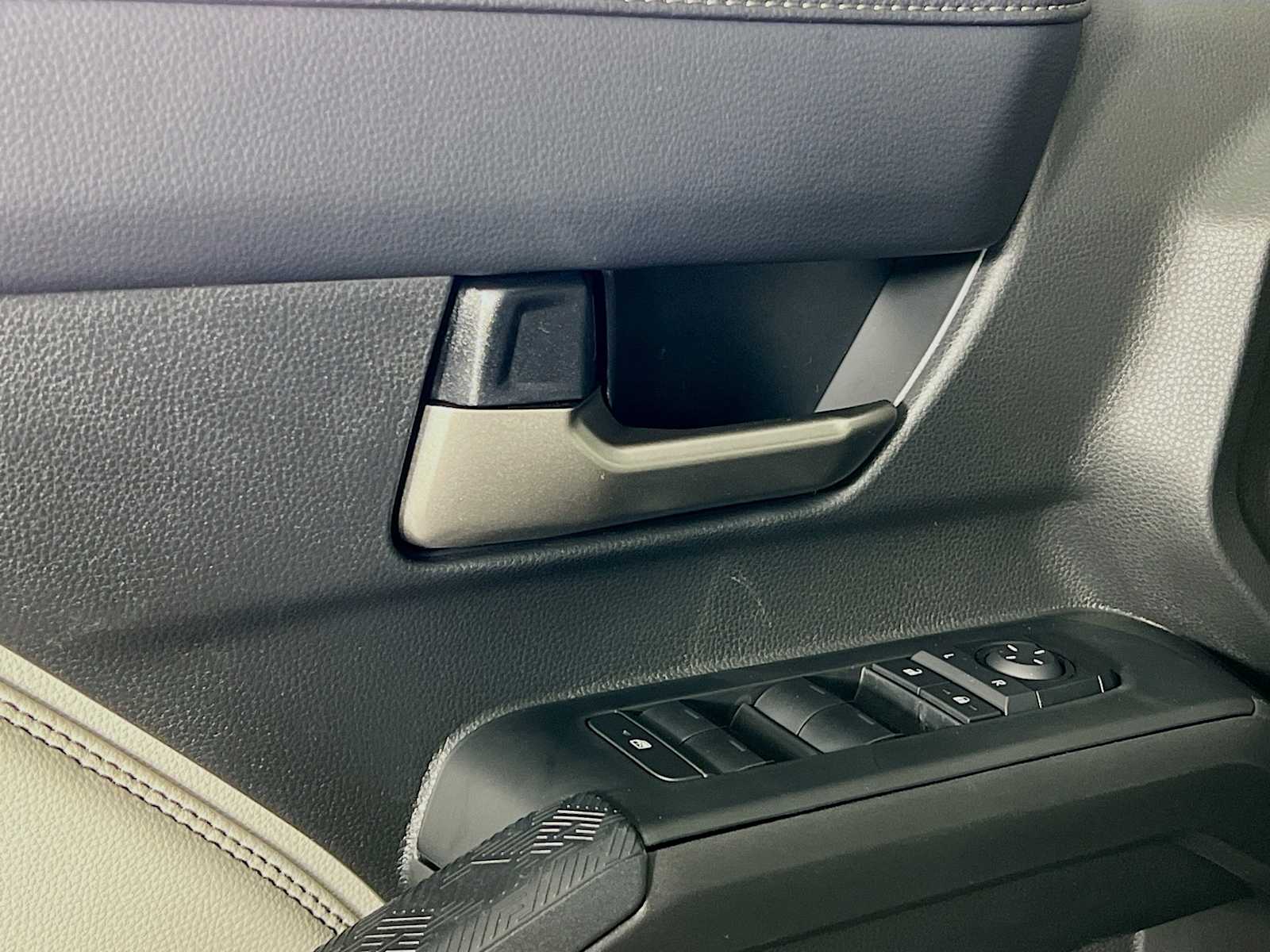 2025 Toyota Tacoma Limited - Photo 15