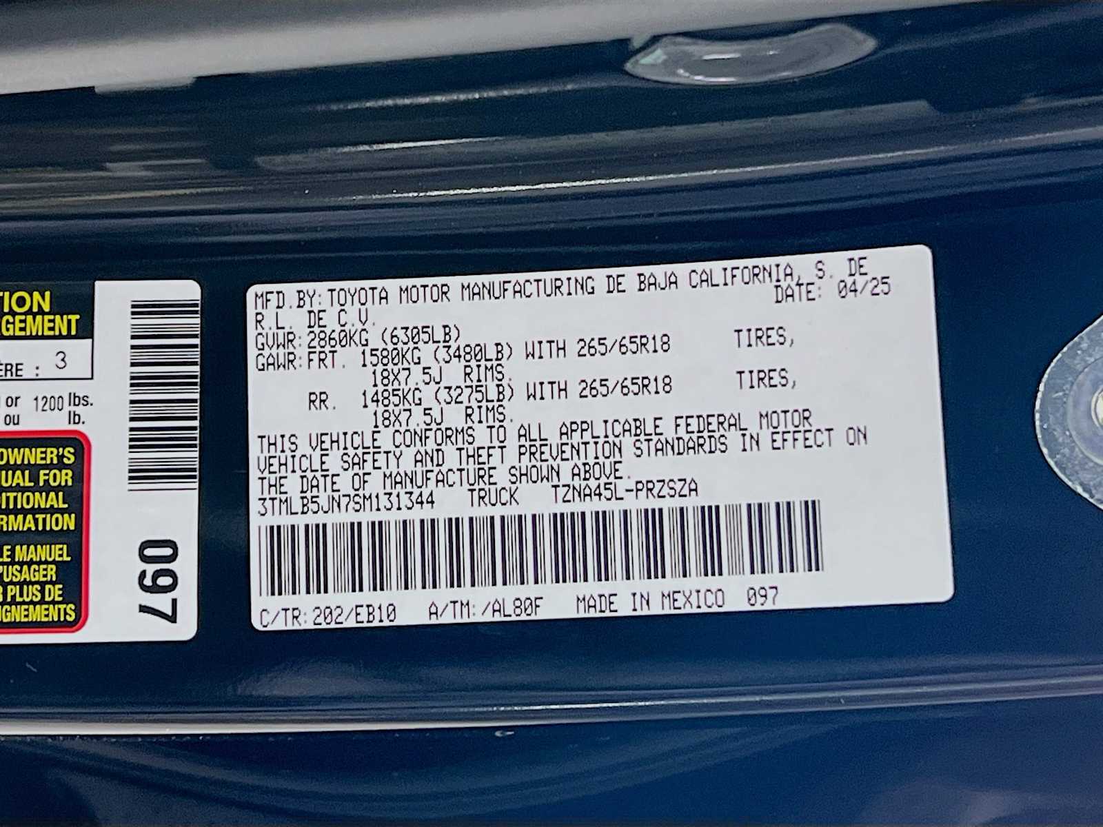 2025 Toyota Tacoma Limited - Photo 19