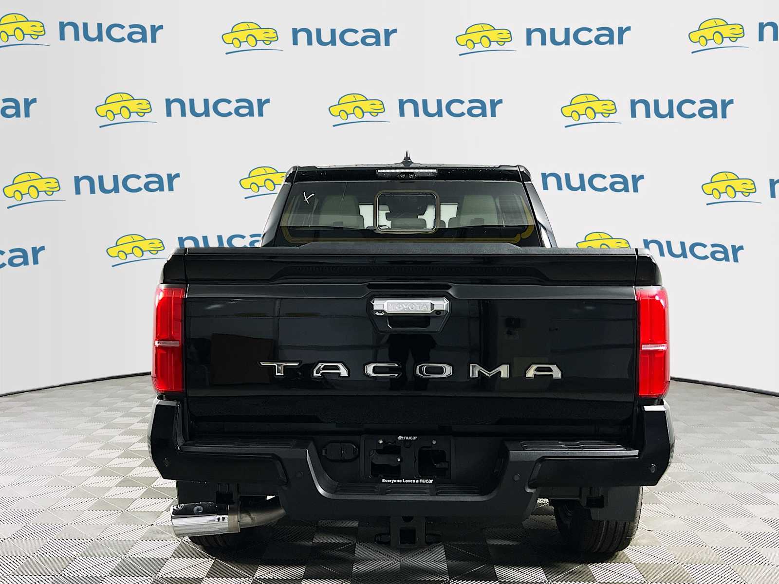 2025 Toyota Tacoma Limited - Photo 5