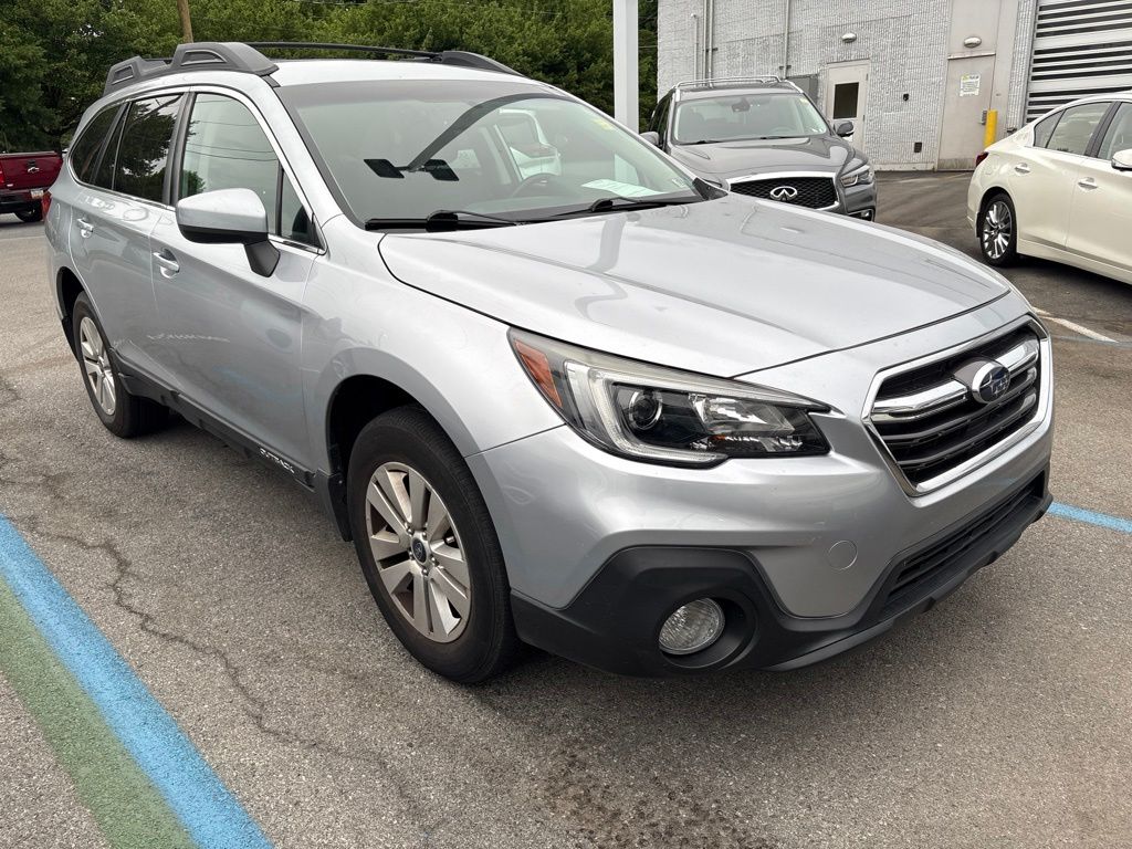 2018 Subaru Outback 2.5i Premium - Photo 1