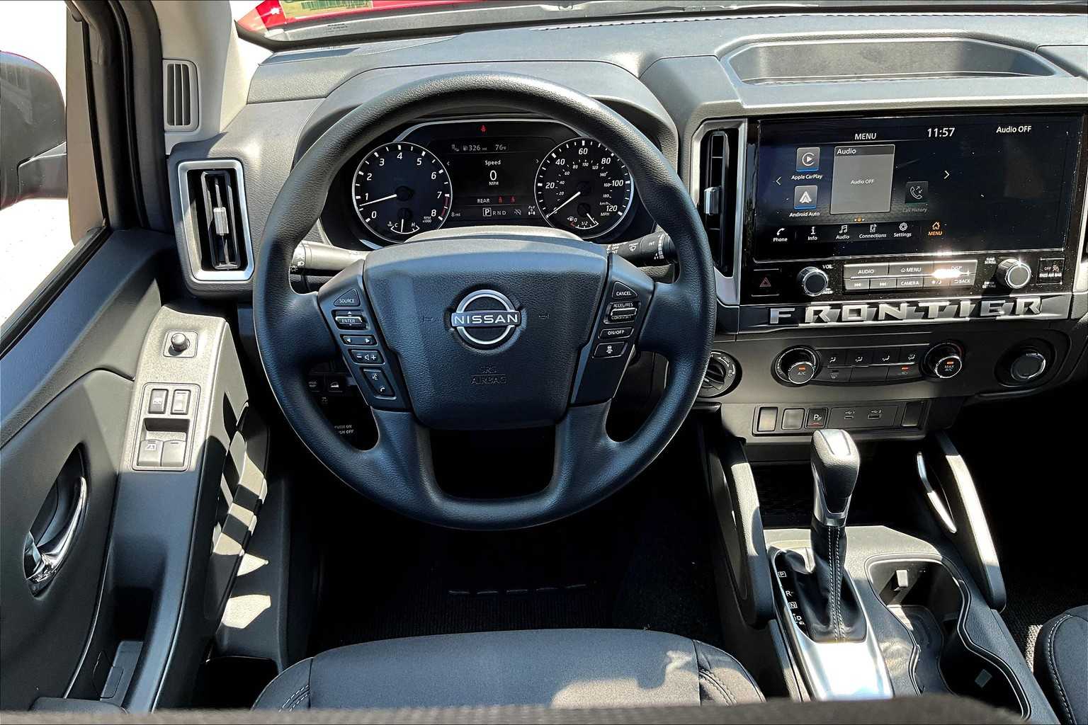 2025 Nissan Frontier SV - Photo 17