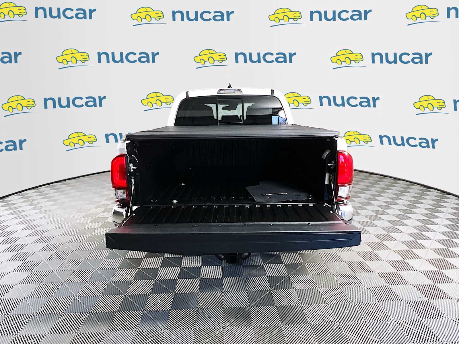 2023 Toyota Tacoma SR5 - Photo 24