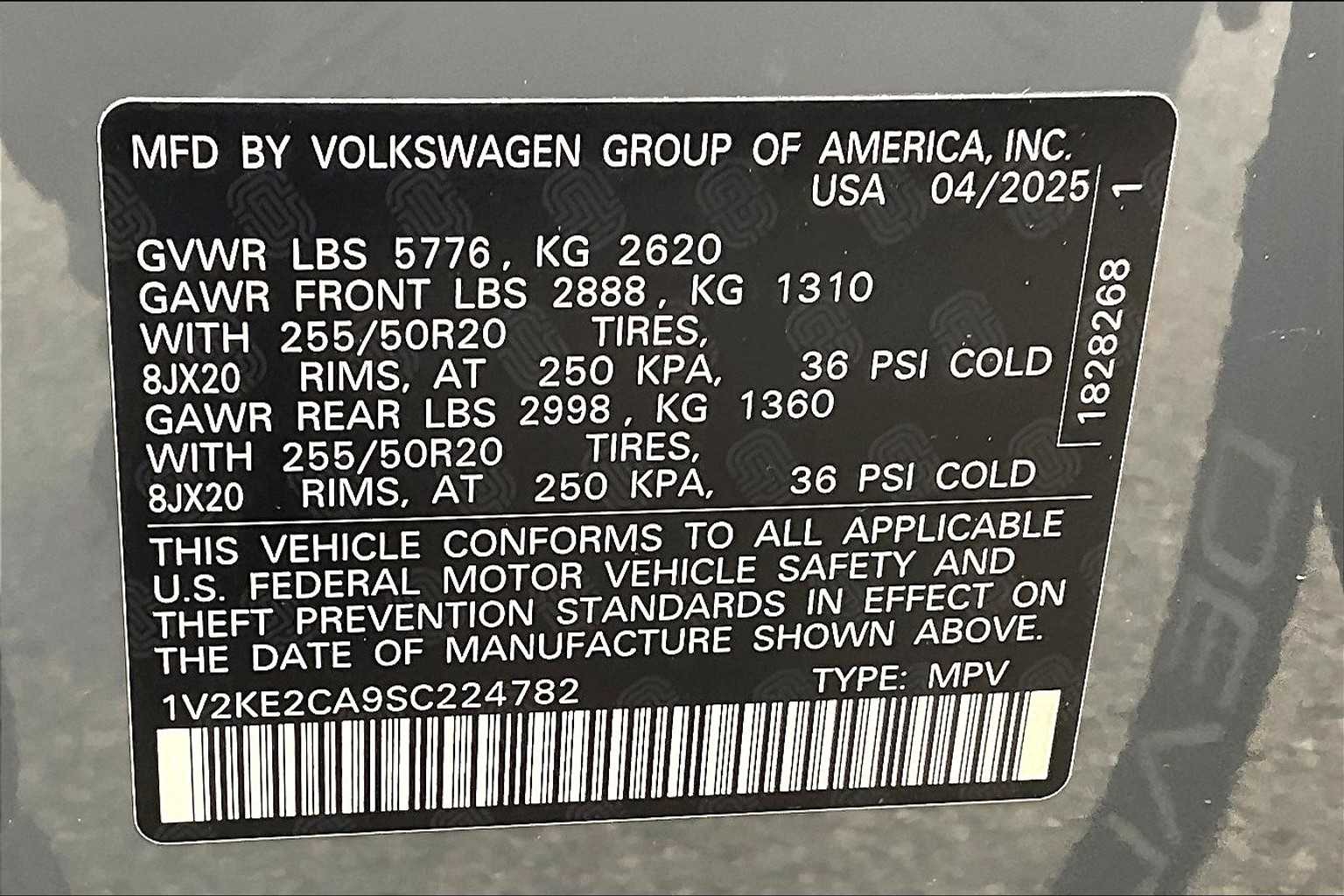 2025 Volkswagen Atlas Cross Sport 2.0T SE w/Technology - Photo 17