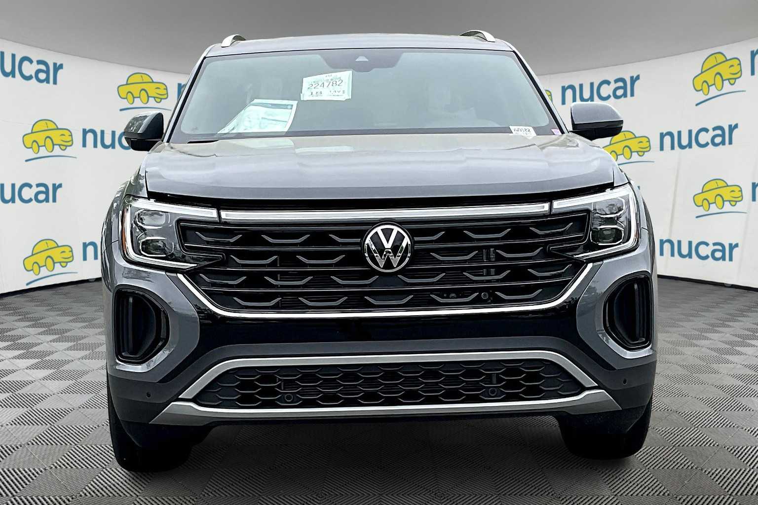 2025 Volkswagen Atlas Cross Sport 2.0T SE w/Technology - Photo 3
