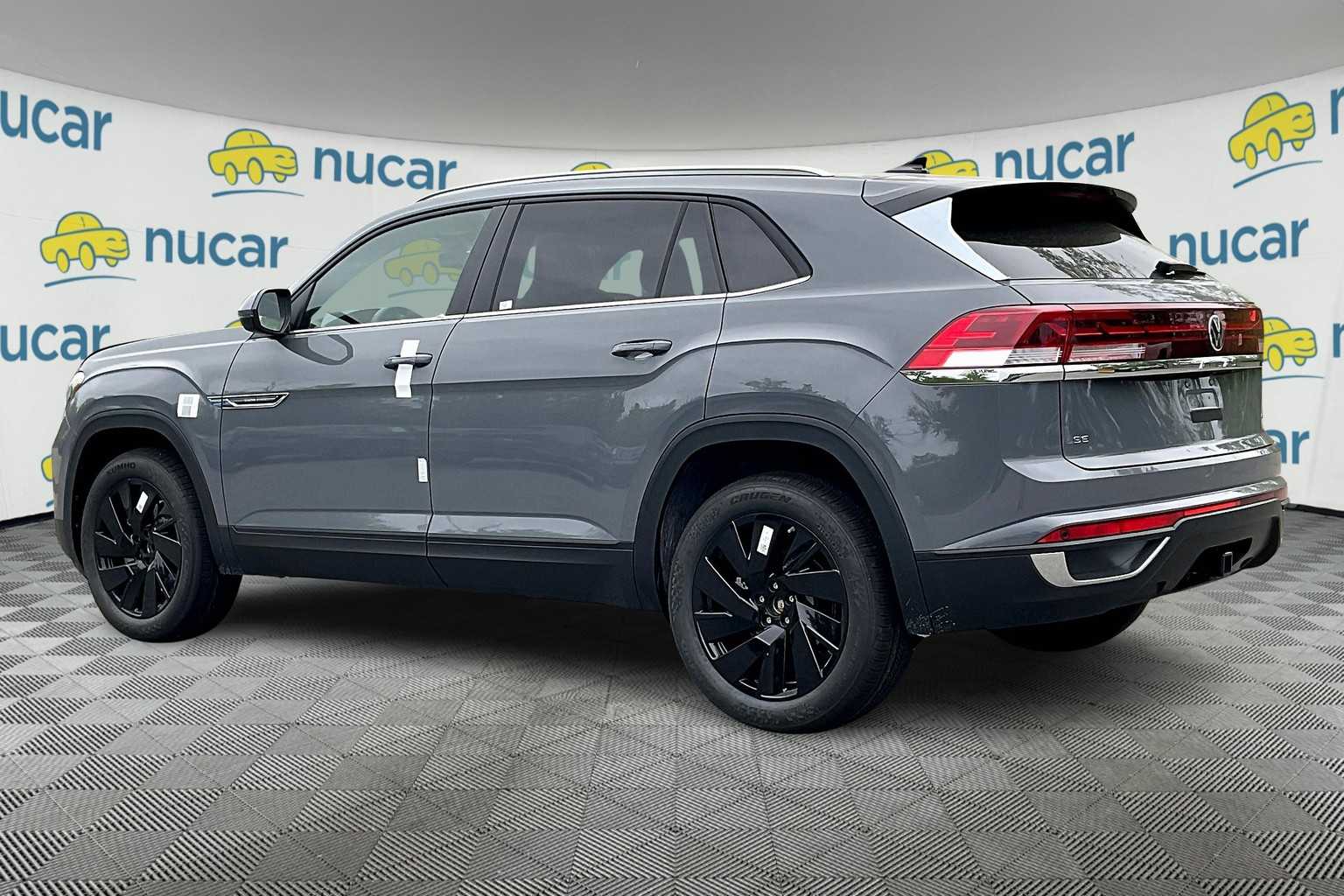 2025 Volkswagen Atlas Cross Sport 2.0T SE w/Technology - Photo 5