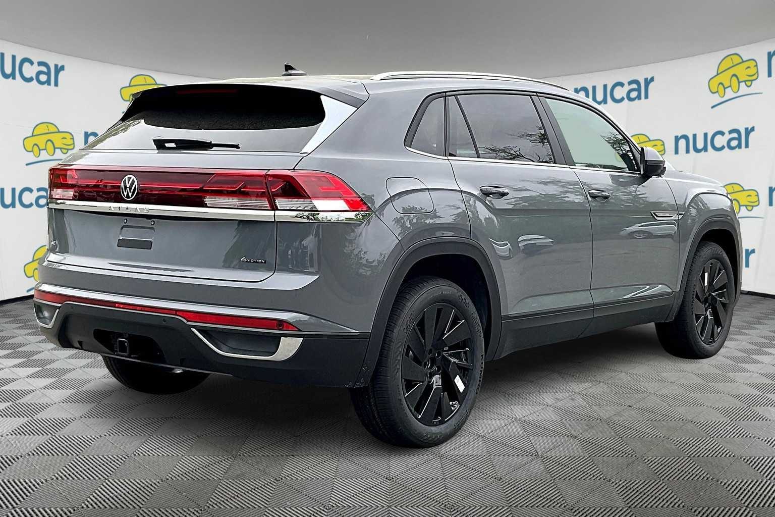2025 Volkswagen Atlas Cross Sport 2.0T SE w/Technology - Photo 7