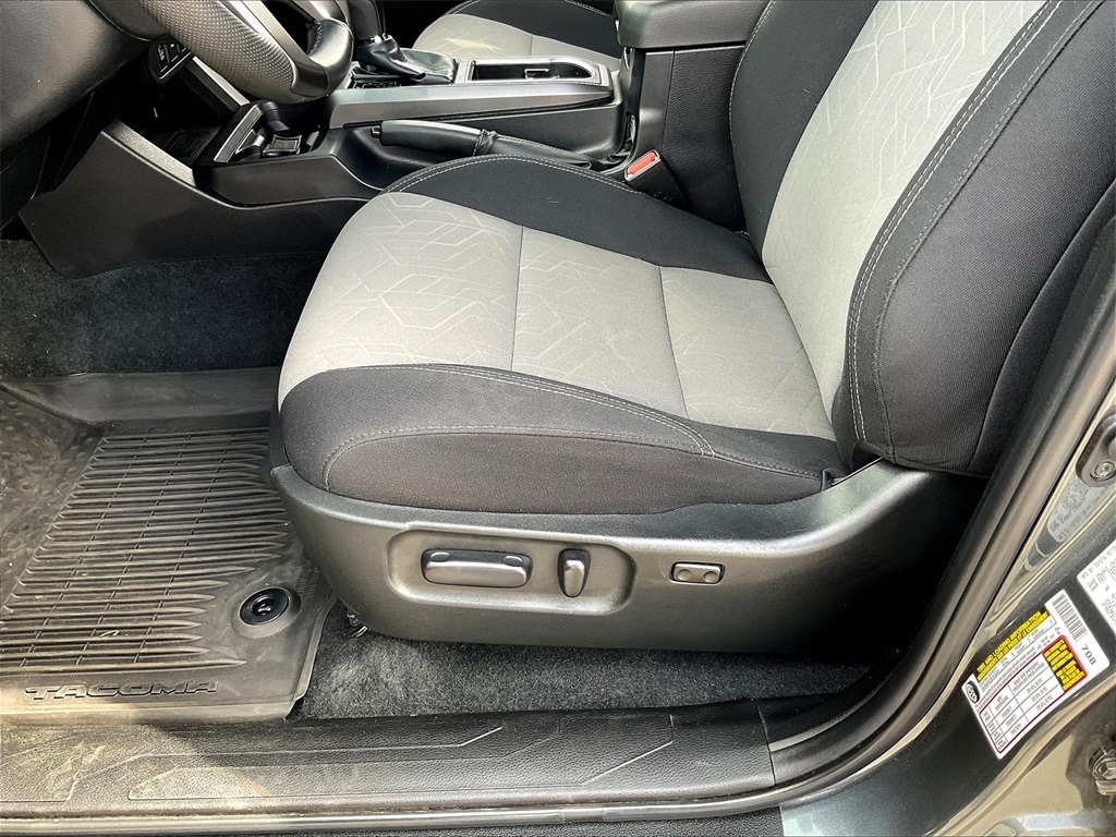 2023 Toyota Tacoma TRD Sport - Photo 32