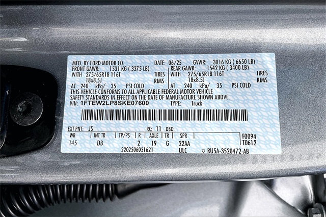 2025 Ford F-150 STX - Photo 14