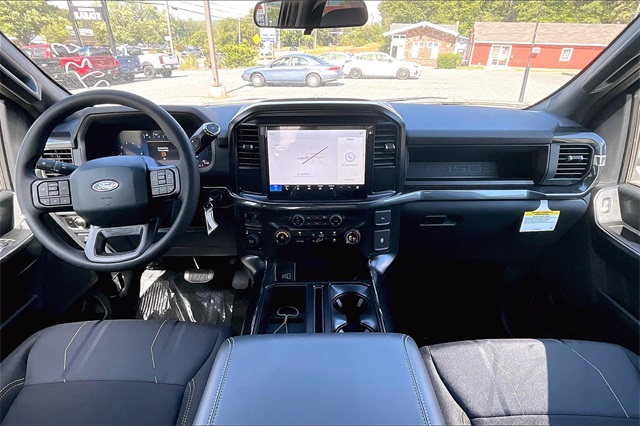 2025 Ford F-150 STX - Photo 6