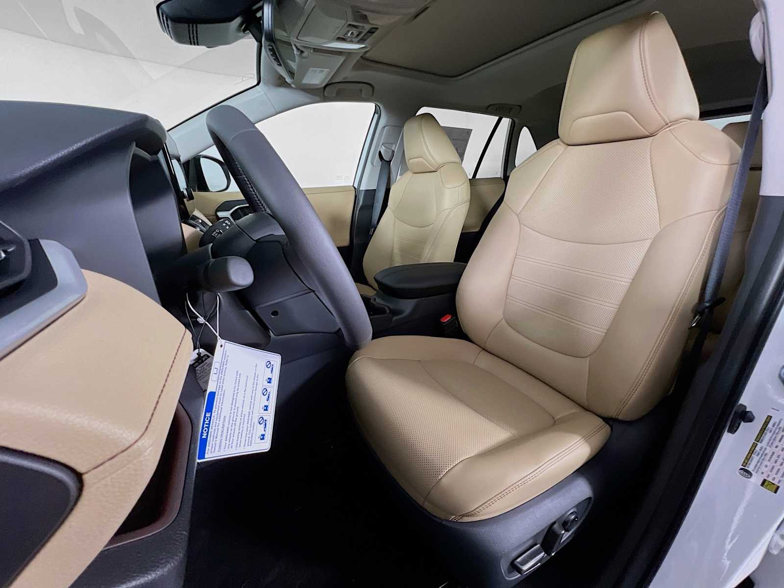 2025 Toyota RAV4 Limited - Photo 12