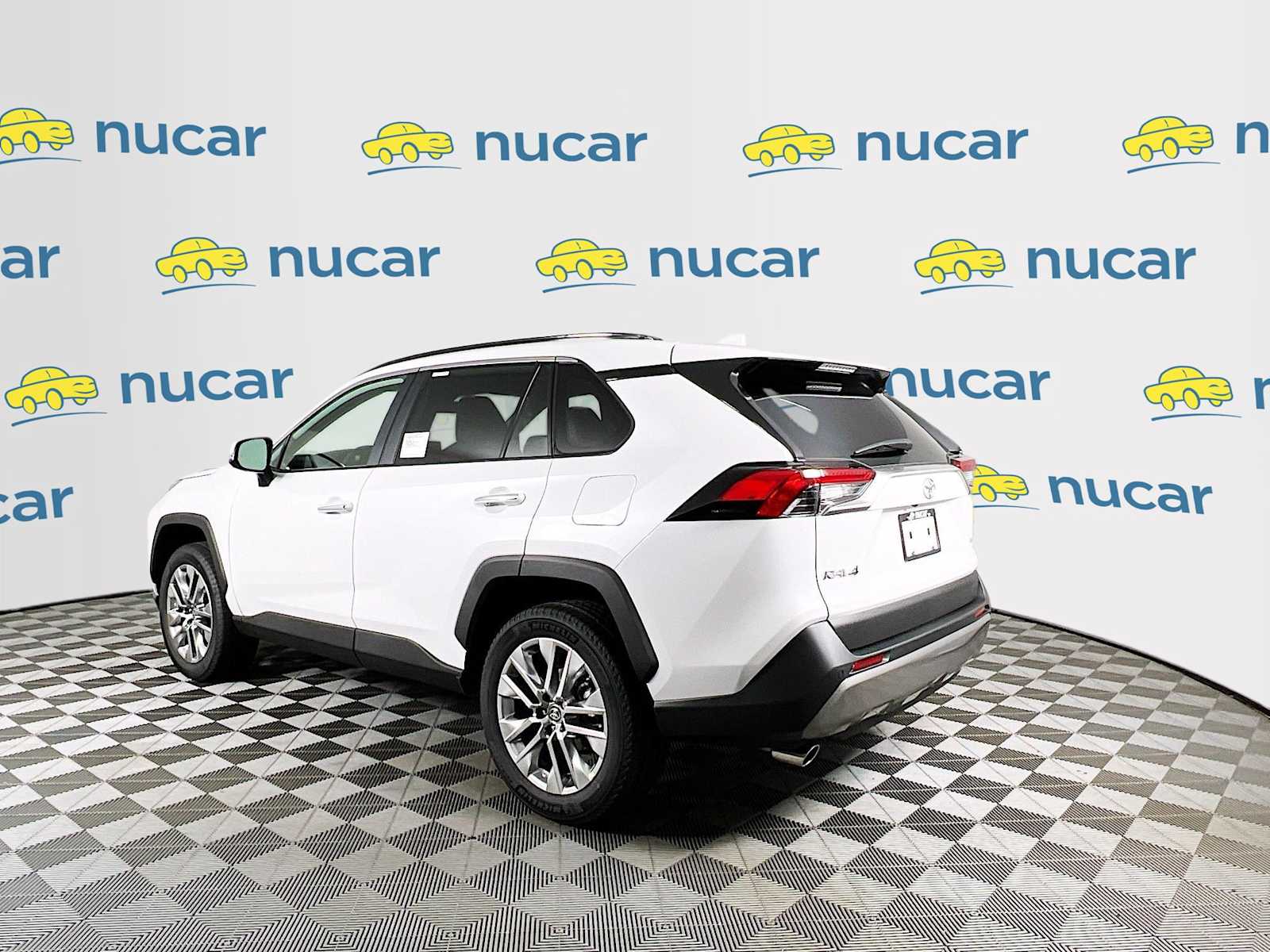 2025 Toyota RAV4 Limited - Photo 4