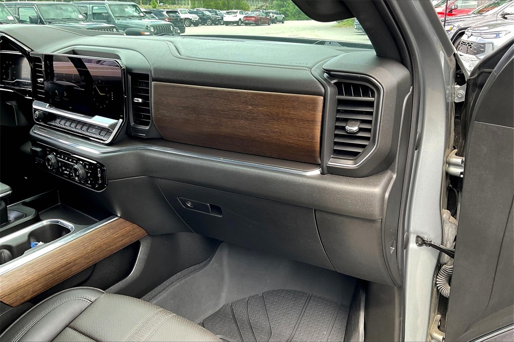2023 Chevrolet Silverado 1500 High Country - Photo 12