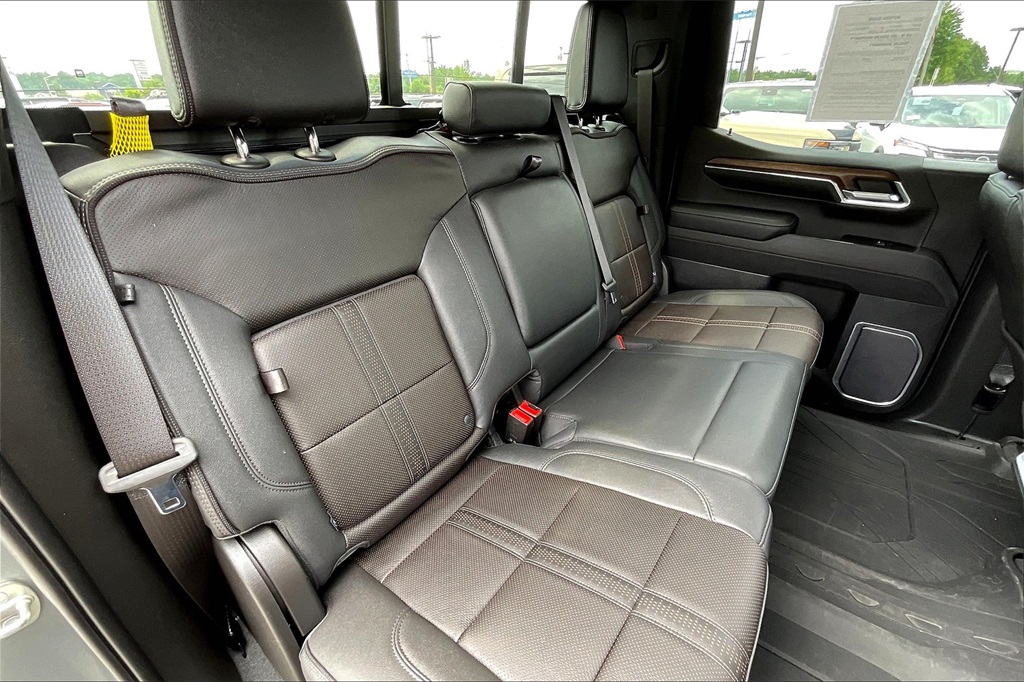 2023 Chevrolet Silverado 1500 High Country - Photo 15