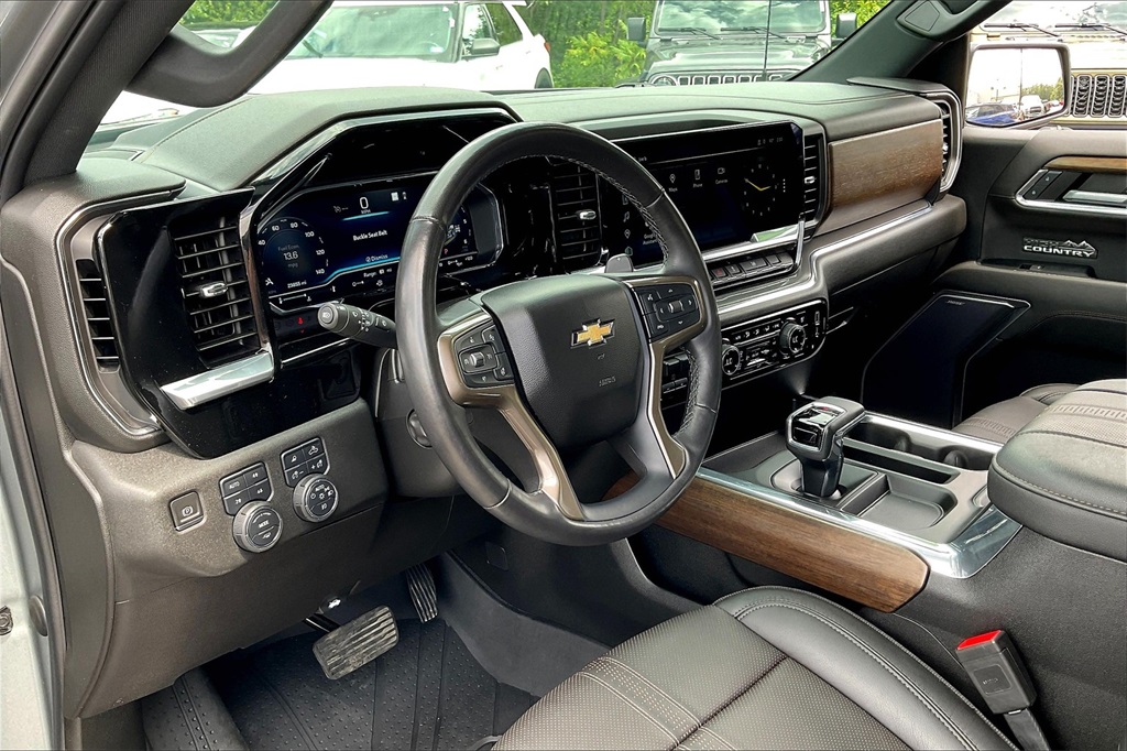 2023 Chevrolet Silverado 1500 High Country - Photo 8