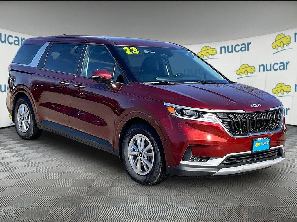 2023 Kia Carnival LX