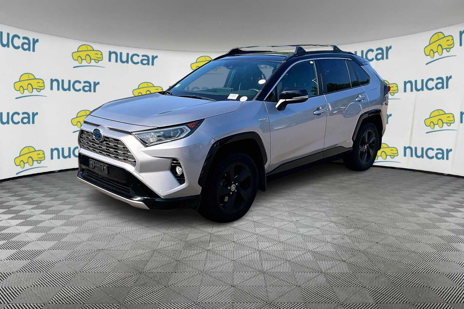 2019 Toyota RAV4 Hybrid XSE - Photo 2