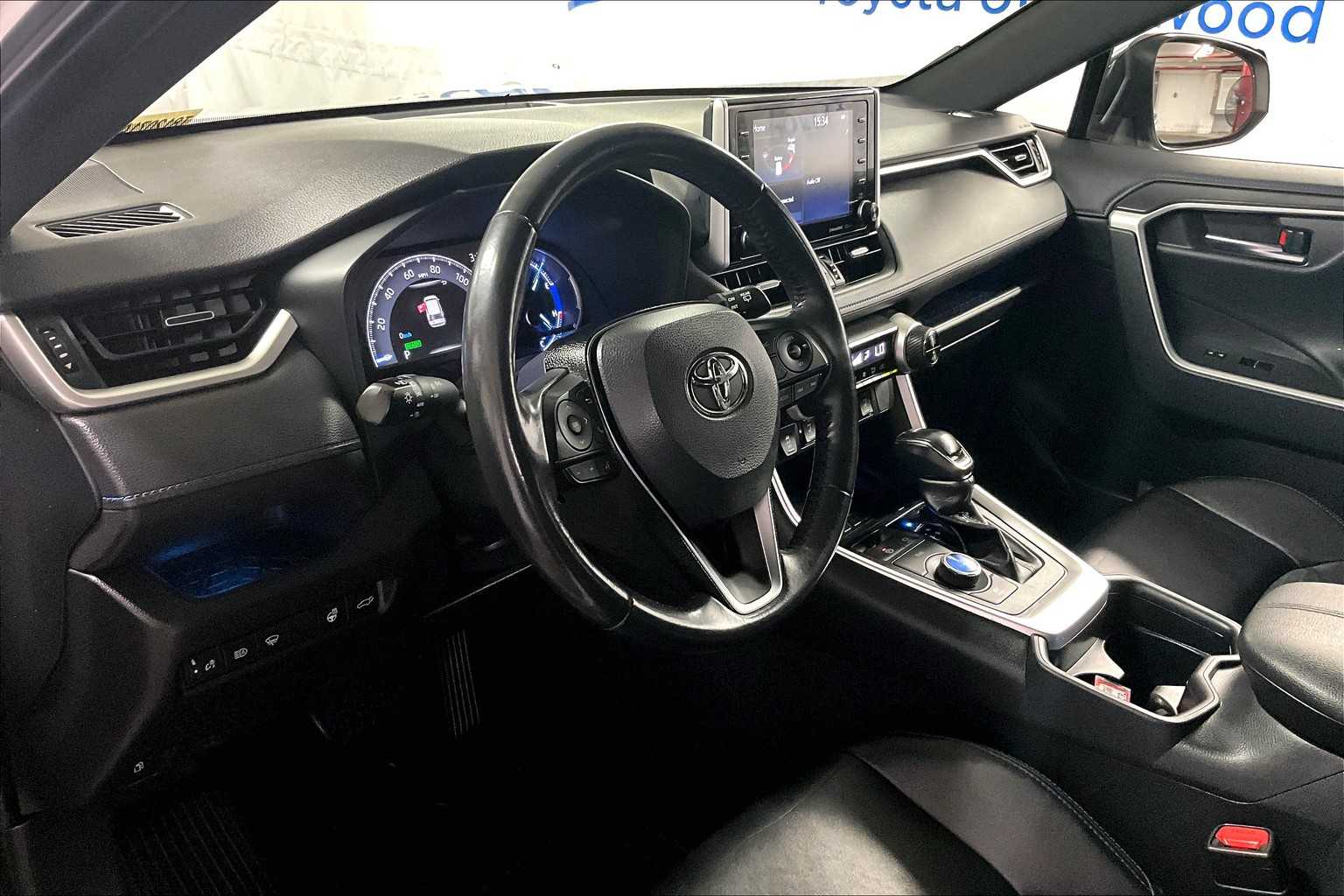 2019 Toyota RAV4 Hybrid XSE - Photo 8