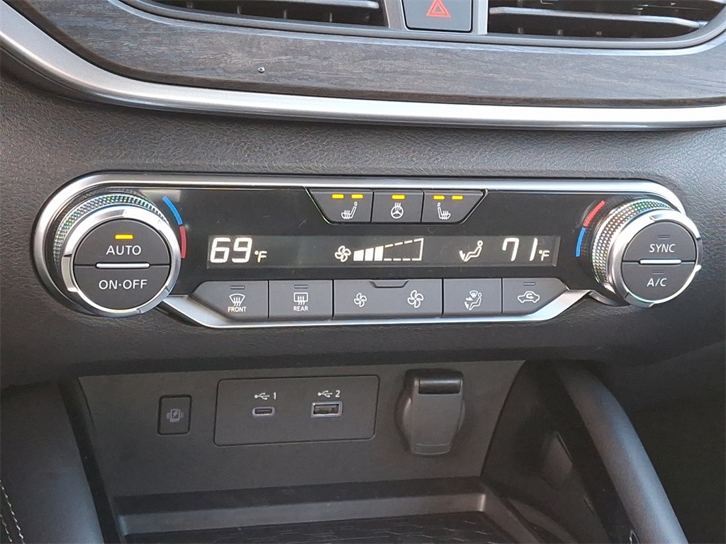 2025 Nissan Altima 2.5 SL - Photo 12