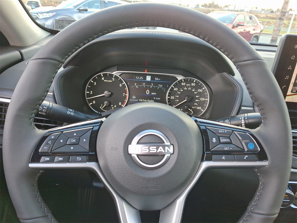 2025 Nissan Altima 2.5 SL - Photo 16