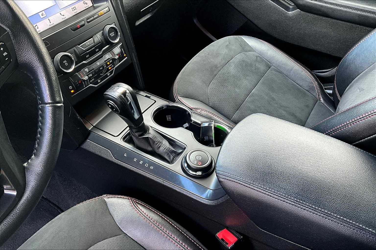 2018 Ford Explorer XLT - Photo 20