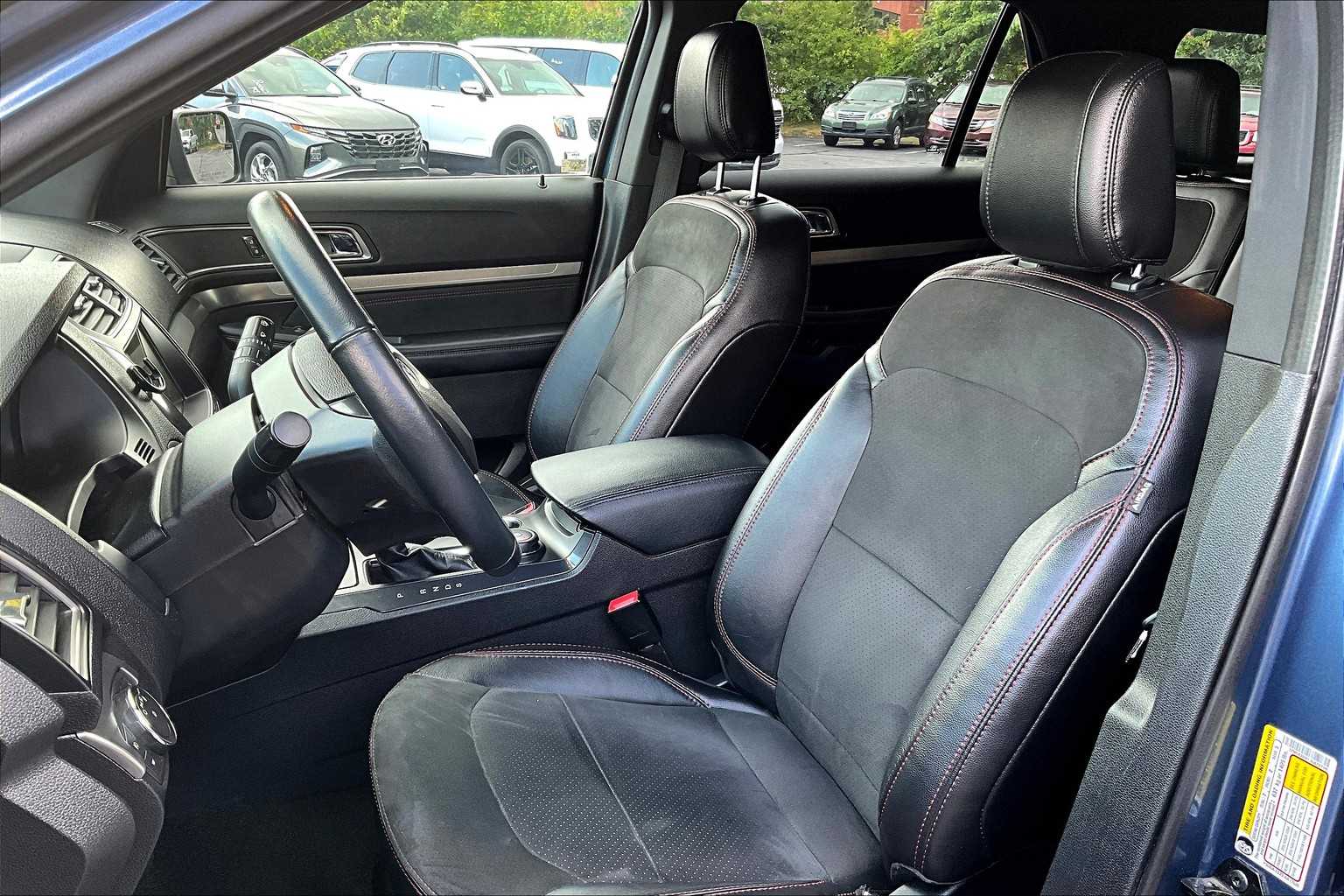 2018 Ford Explorer XLT - Photo 10