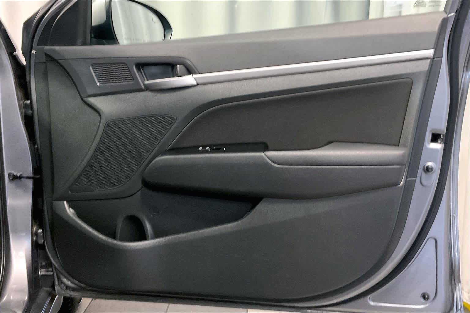 2019 Hyundai Elantra SEL - Photo 12