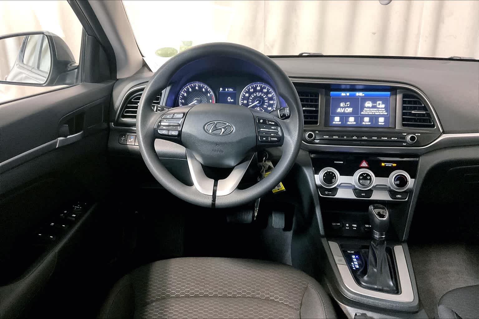 2019 Hyundai Elantra SEL - Photo 17