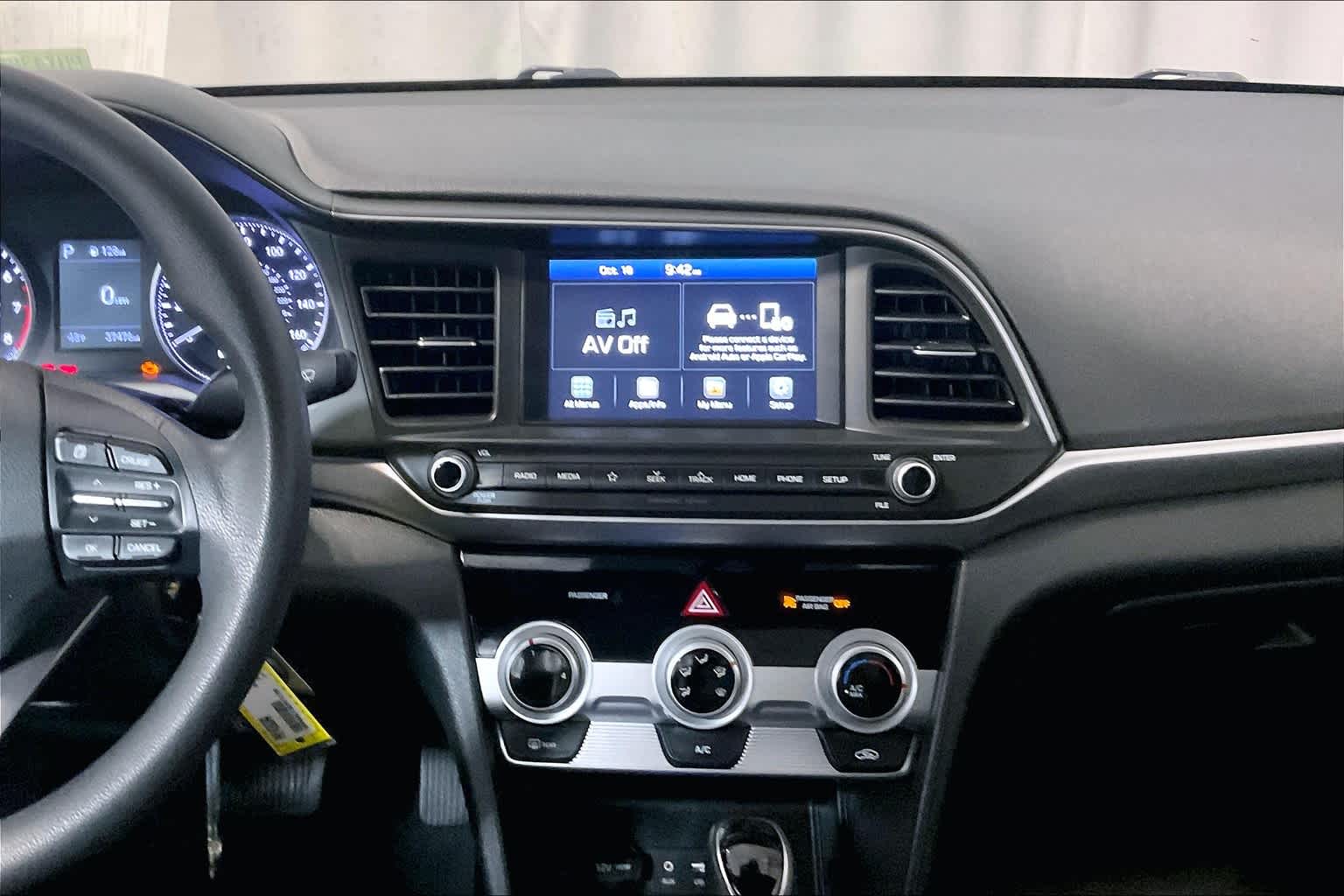 2019 Hyundai Elantra SEL - Photo 18