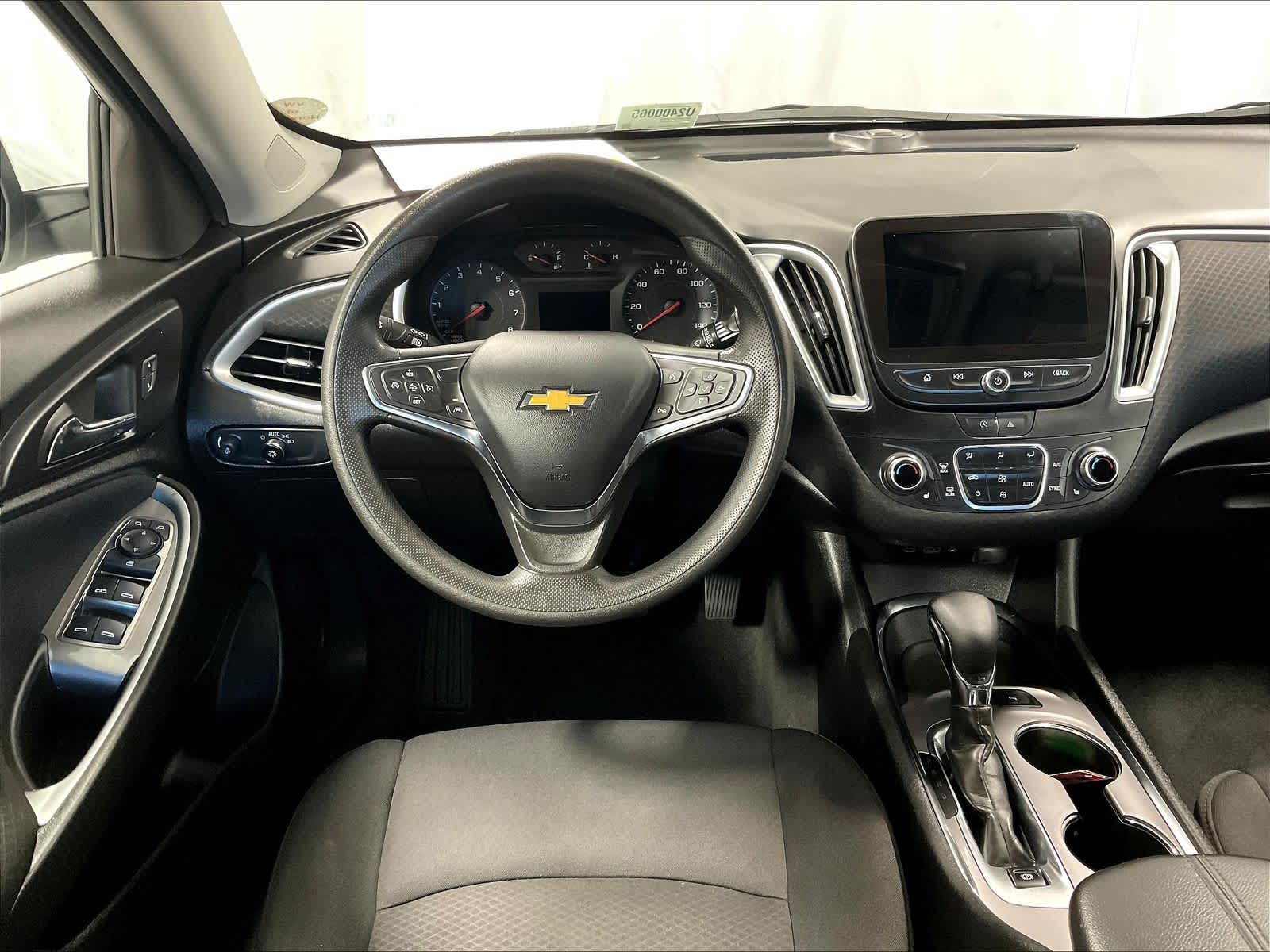 2024 Chevrolet Malibu LT - Photo 17