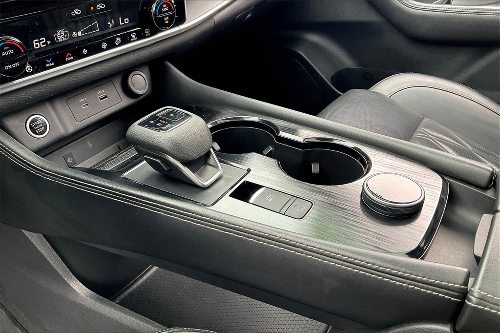 2021 Nissan Rogue Platinum - Photo 19
